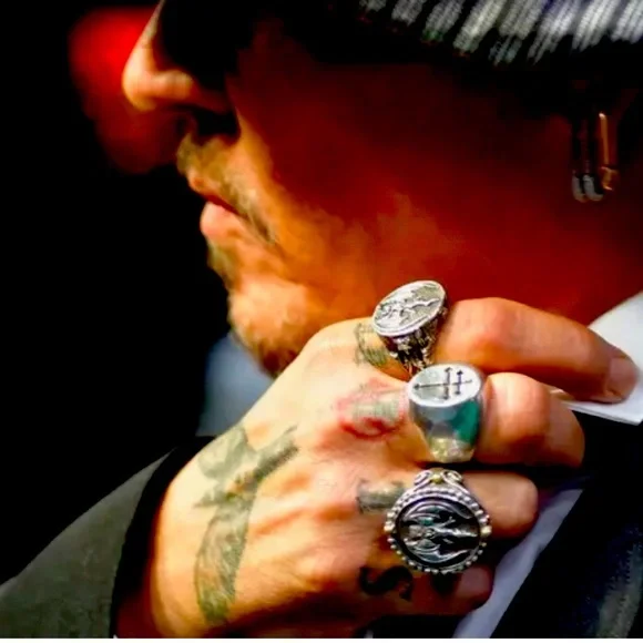 JOHNNY DEPP DOUBLE CROSS PIRATE RING NEW🔥 - Picture 10 of 10